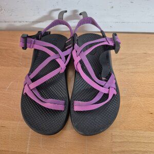 Chaco Girls Adjustable Strap Sandals Black & Purple Size 2 Outdoor Comfort Durab